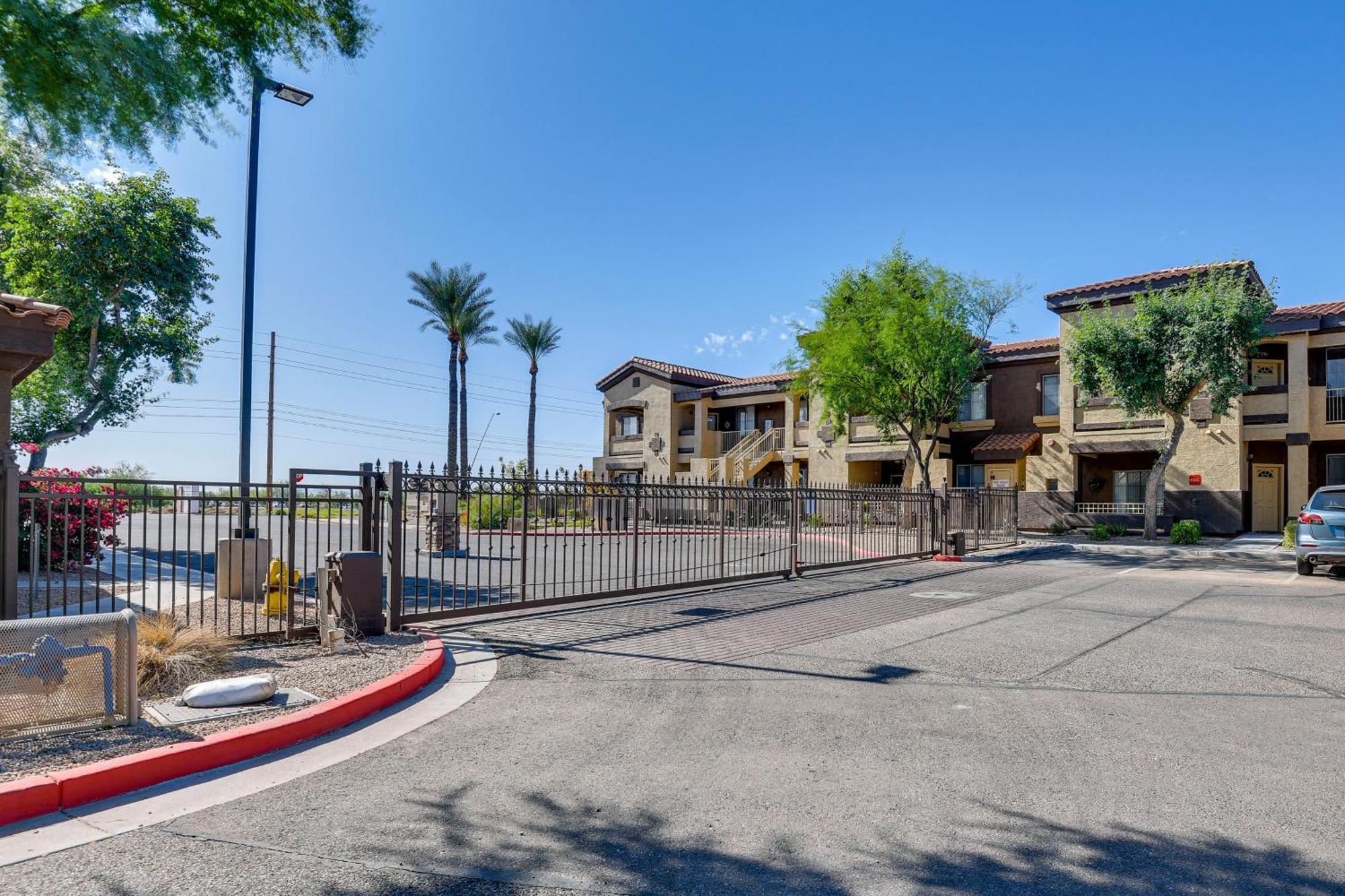 Mesa Condo With Private Patio And Grill Pool Access! Екстер'єр фото