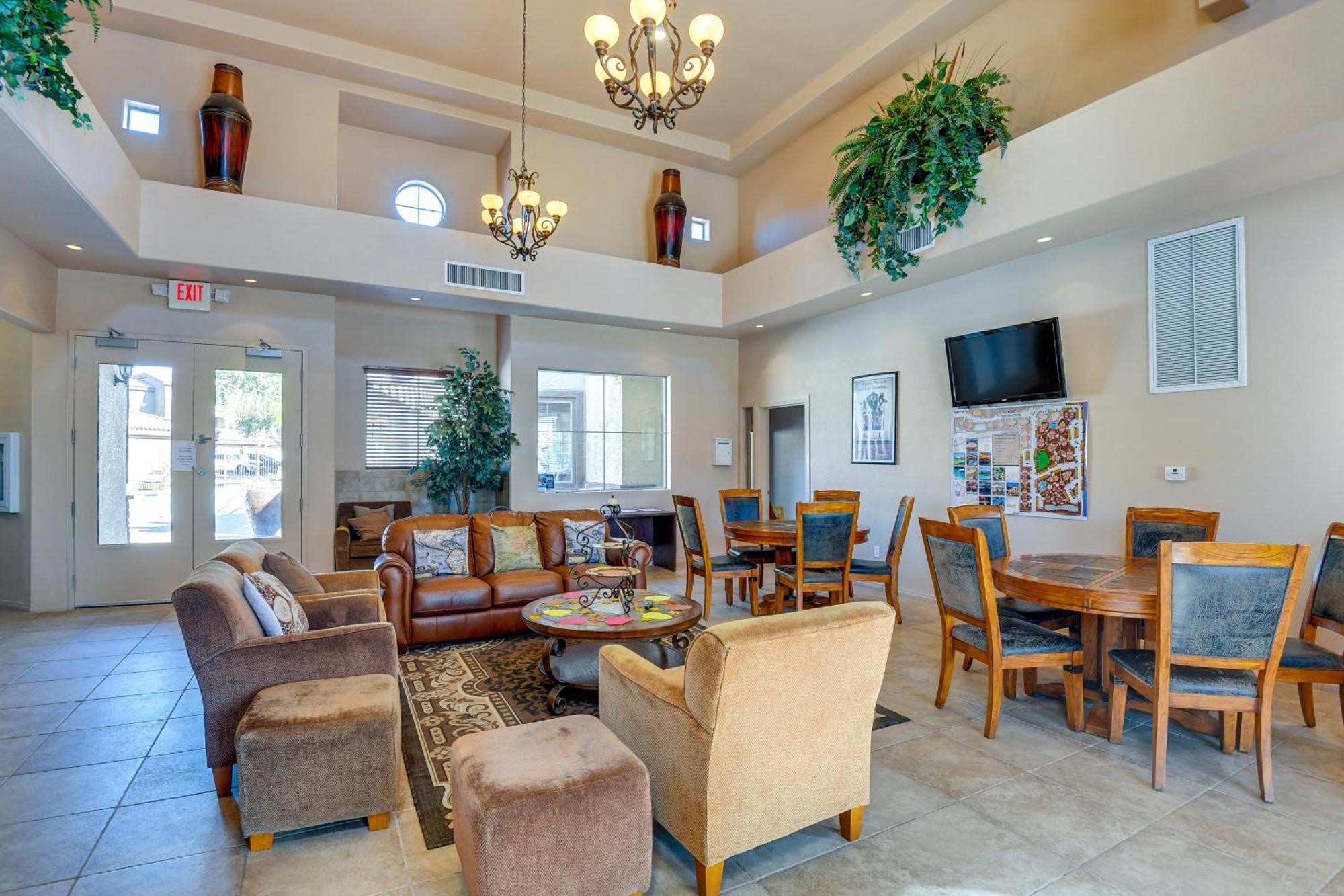 Mesa Condo With Private Patio And Grill Pool Access! Екстер'єр фото