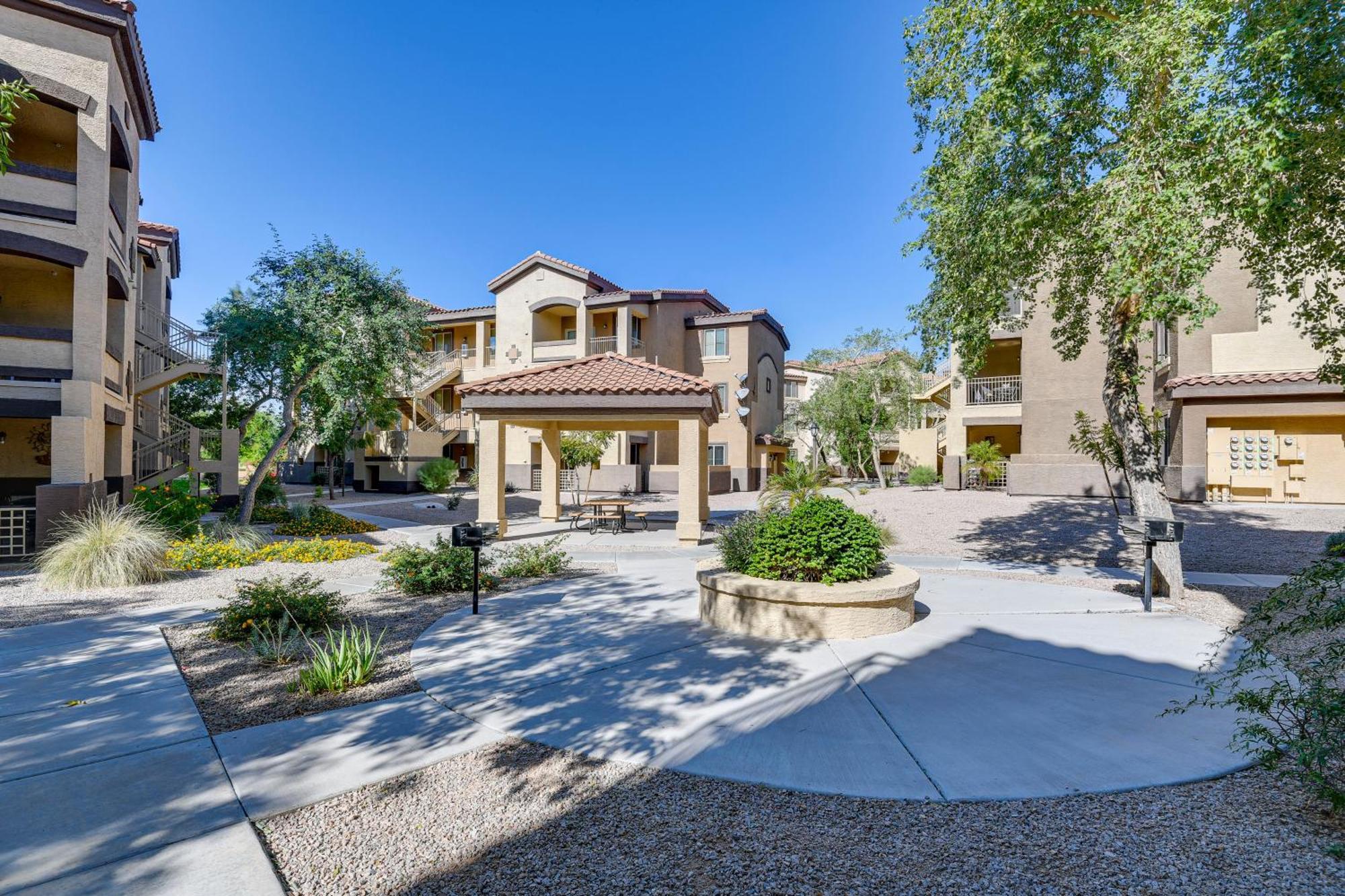 Mesa Condo With Private Patio And Grill Pool Access! Екстер'єр фото